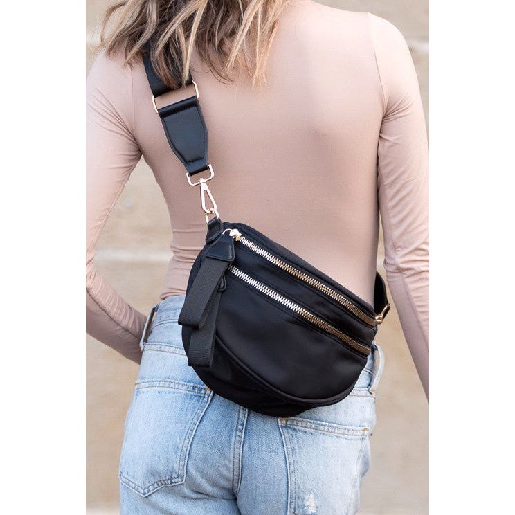 Gia Crescent Sling